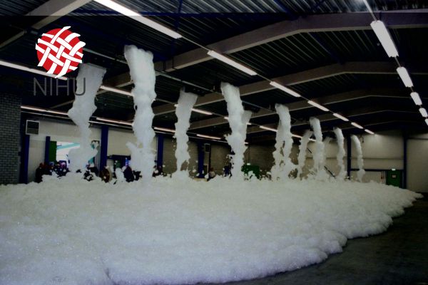 bình chữa cháy bọt foam có nhiều ưu điểm